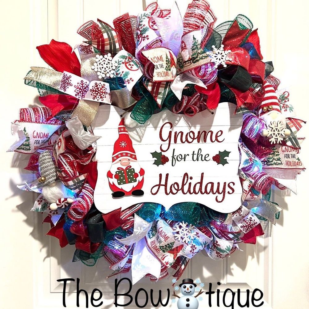 Handmade Christmas Gnome for the Holidays Ribbon Door Wreath 22 ins LED W37